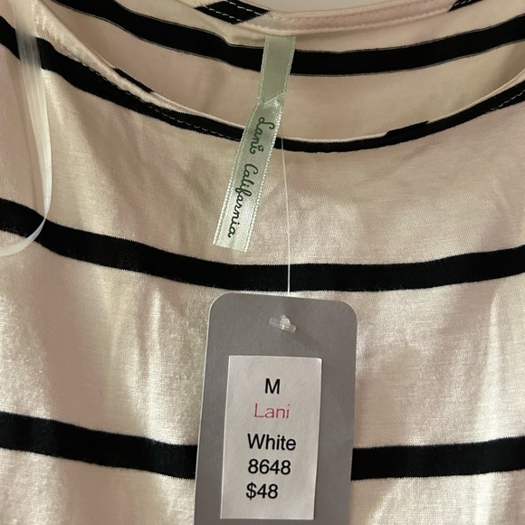 Lani California Mini Dress.  It has pockets.  Size Medium, NWT. - Picture 3 of 5